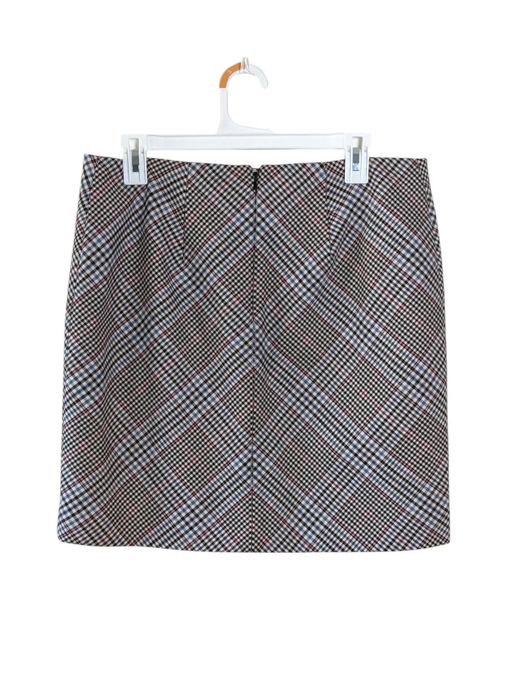 Like New White House Black Market Brown Plaid Mini Skirt with Zip Detail Size 8
